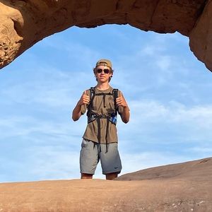 Meet your Posher, Alex